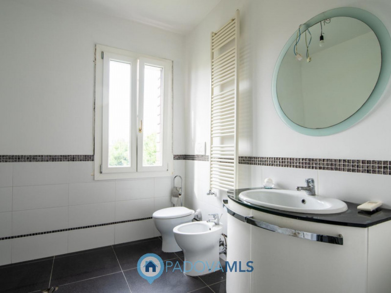 Immobile in esclusiva al Gruppo Padova MLS

Vigonza nella tranquilla frazione di Codiverno, propo...