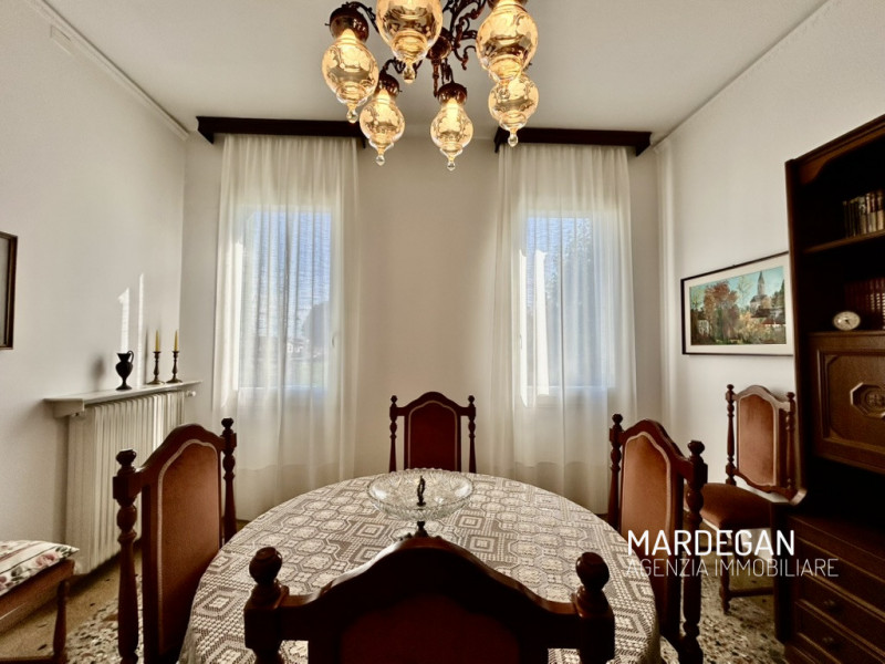 Quando vieni a scoprirla?
Proponiamo in vendita a San Martino di Lupari una porzione di bifamilia...