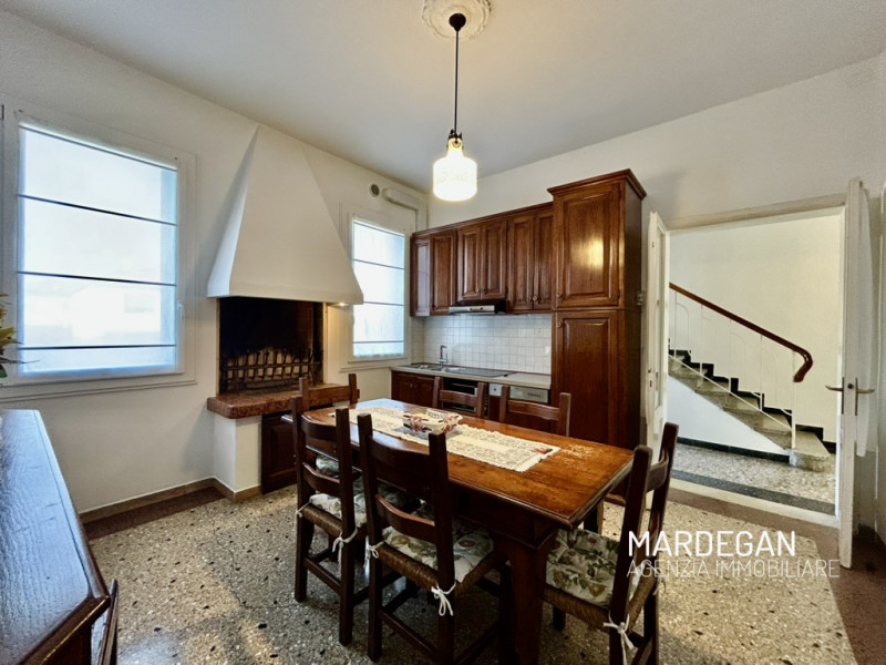 Quando vieni a scoprirla?
Proponiamo in vendita a San Martino di Lupari una porzione di bifamilia...