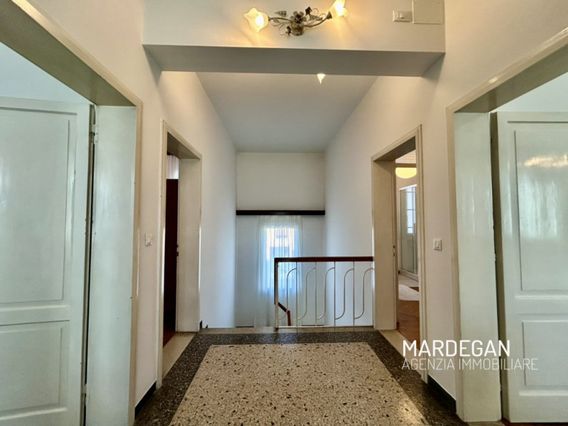 Quando vieni a scoprirla?
Proponiamo in vendita a San Martino di Lupari una porzione di bifamilia...