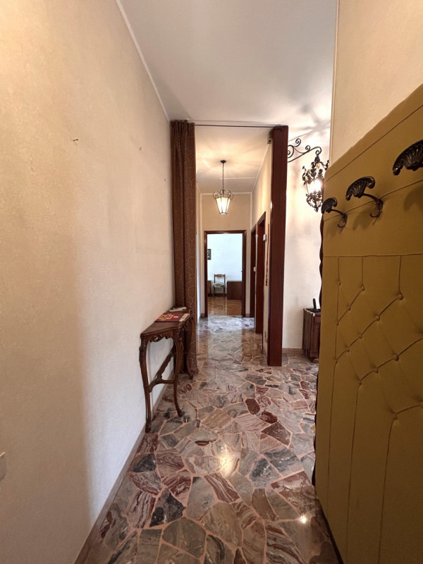 Padova zona Chiesanuova in bel quartiere residenziale Nicoletta Dardilli di AD Casa Padova propon...