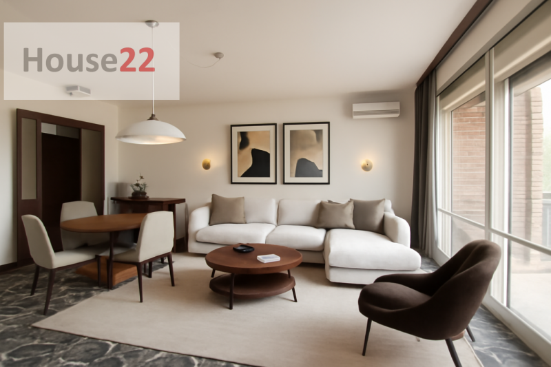 SAN BORTOLO. In zona tranquilla in ben tenuta palazzina e ben abitata di 12 unità abitative propo...