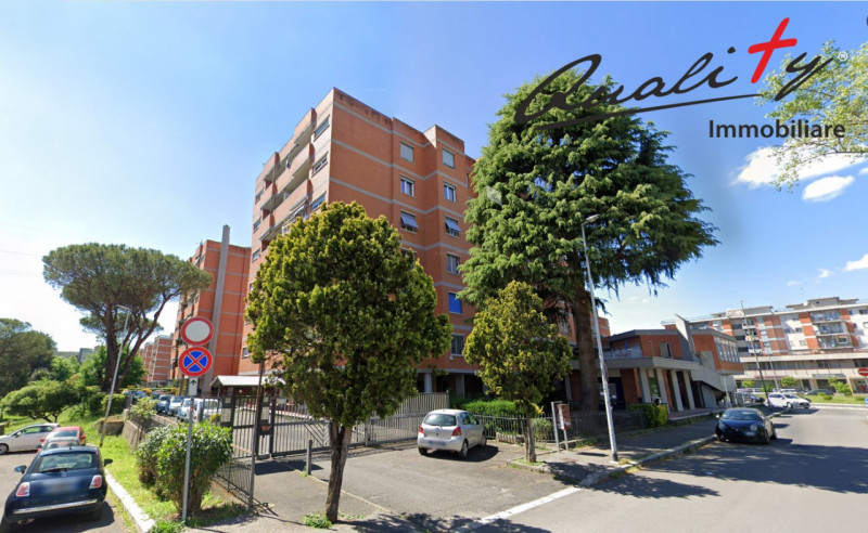 Roma Vendita Appartamento trilocale