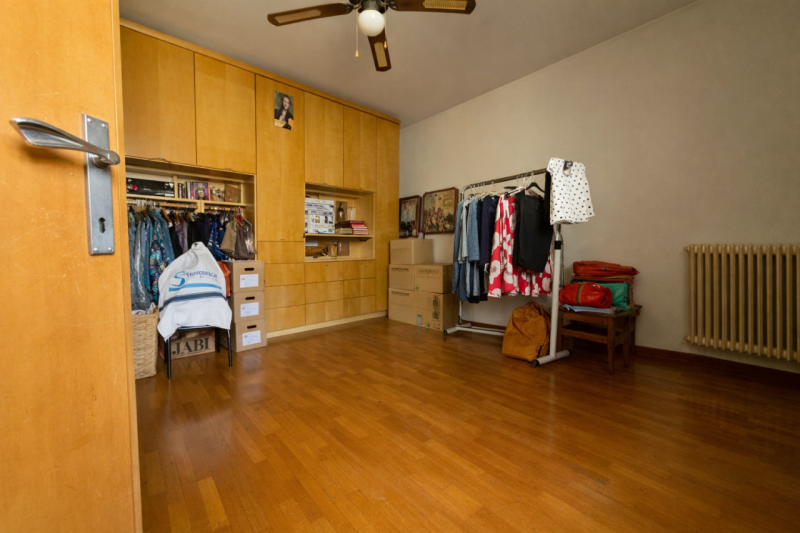 A pochi passi dal centro storico di Padova, appena fuori dalle mura, proponiamo in vendita una ca...