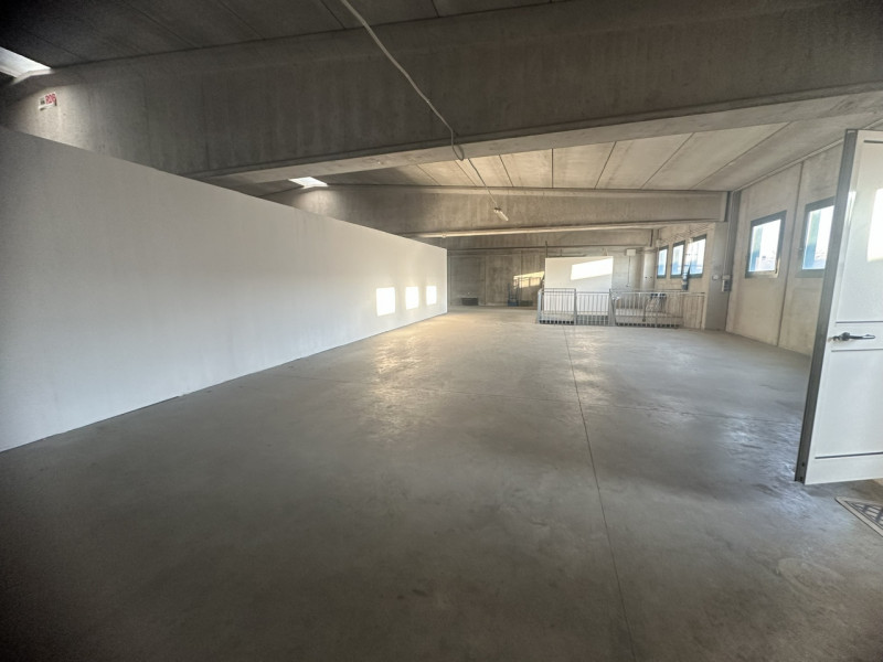 OTTIMA CASA INDIPENDENTE SU DUE LIVELLI CON CAPANNONE ACCOSTATO

Immobile in esclusiva al Gruppo ...