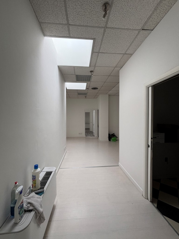 PADOVA UNO: Nelle immediate vicinanze alla tangenziale e comodo al casello autostradale di Padova...