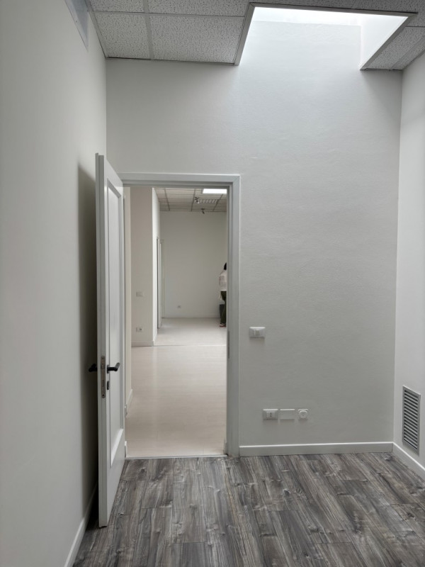 PADOVA UNO: Nelle immediate vicinanze alla tangenziale e comodo al casello autostradale di Padova...