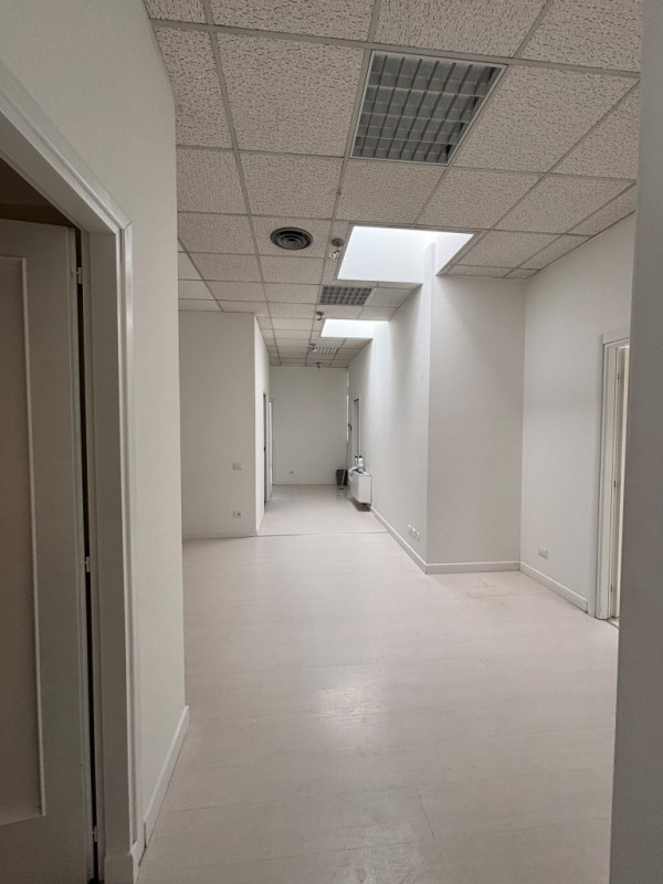 PADOVA UNO: Nelle immediate vicinanze alla tangenziale e comodo al casello autostradale di Padova...