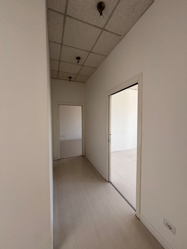 PADOVA UNO: Nelle immediate vicinanze alla tangenziale e comodo al casello autostradale di Padova...