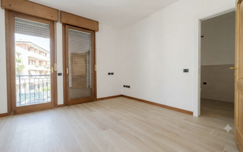 (Per INFO Cristina 3389226442) Ad Abano Terme, comodissimo a tutti i servizi, proponiamo in vendi...