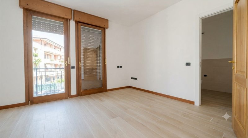(Per INFO Cristina 3389226442) Ad Abano Terme, comodissimo a tutti i servizi, proponiamo in vendi...