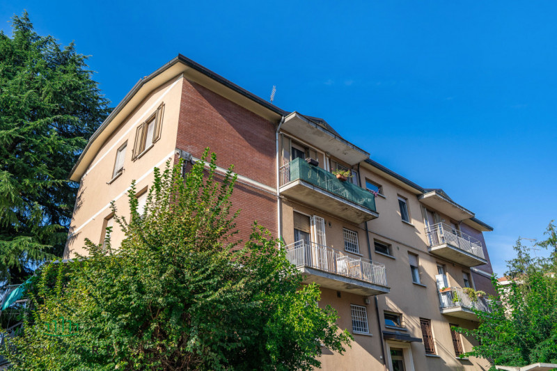 Bologna Vendita Appartamento trilocale