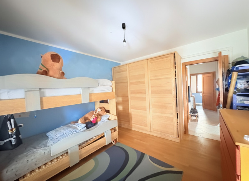 In tranquillo contesto di campagna tra Galzignano e Battaglia Terme, immerso nel verde e vicino a...