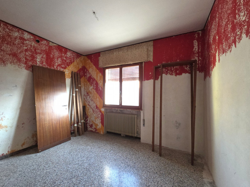 Se stai cercando una casa nel centro di Galzignano Terme, questa abitazione singola su lotto di 5...