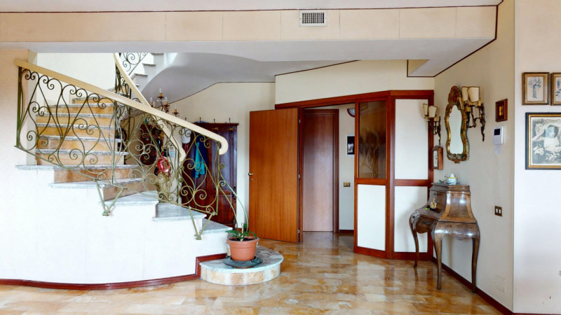 TI INVITIAMO A CLICCARE SU VIRTUAL TOUR, COSI' POTRAI VISIONARE L'IMMOBILE IN 3D E OTTIMIZZARE IL...