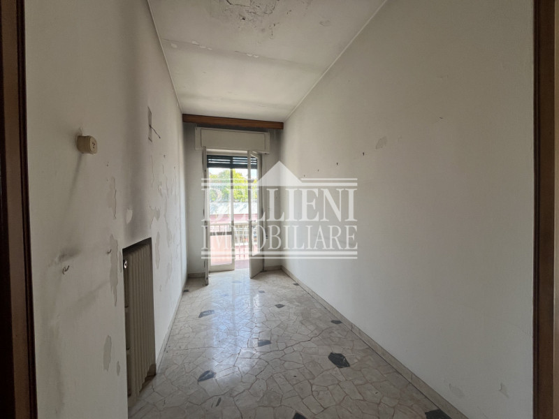 Interno Viale Trento, in zona residenziale fuori dal traffico, proponiamo in vendita una casa ind...