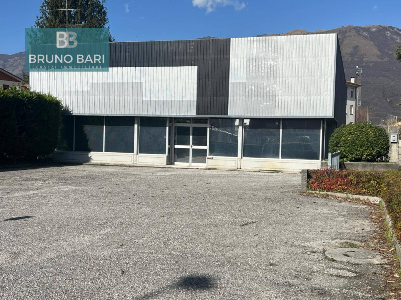 Aviano Vendita Negozio