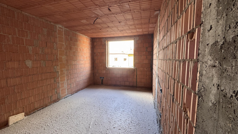 Scoprite una straordinaria opportunità abitativa nel cuore di Legnaro, nella tranquilla zona di C...