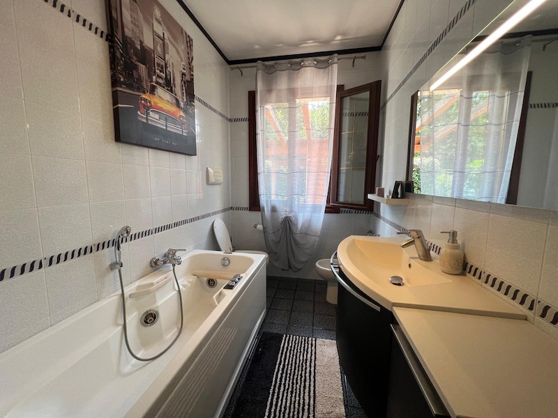 ARZERGRANDE – Classe energetica “D” Epglnren 192,99 Kwh/annomq..

In tranquilla zona residenziale...