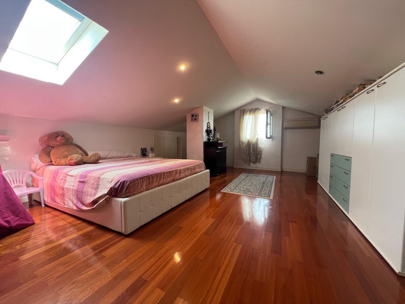 ARZERGRANDE – Classe energetica “D” Epglnren 192,99 Kwh/annomq..

In tranquilla zona residenziale...