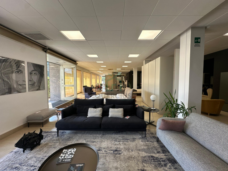 Verona Vendita Negozio