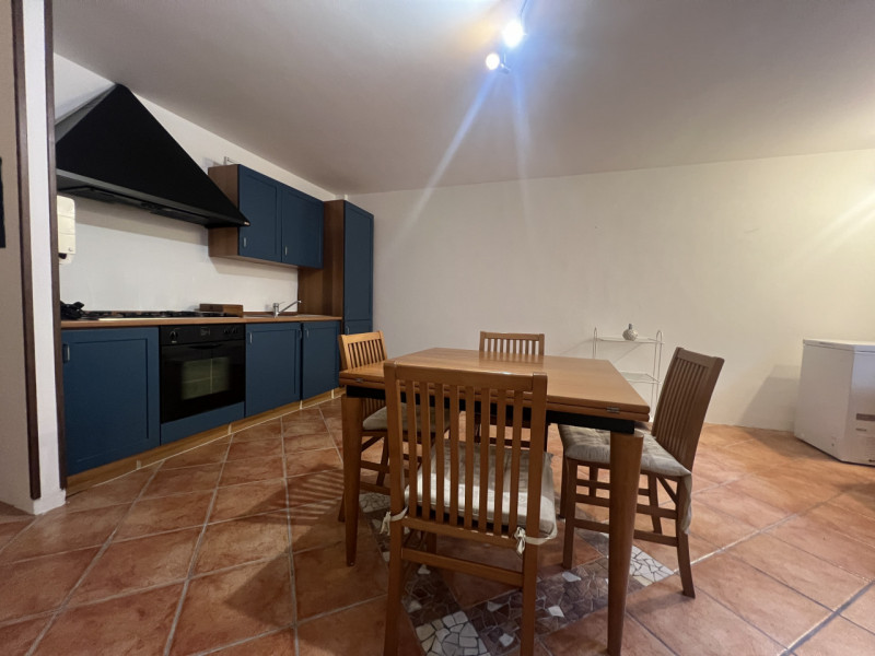 Se stai cercando una casa che unisca comfort, stile e tranquillità, questa meravigliosa porzione ...