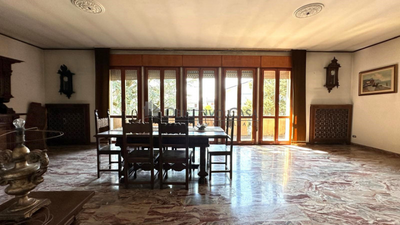 Rif. AT630 - Nel cuore del prestigioso quartiere San Lorenzo di Abano Terme, in una zona residenz...