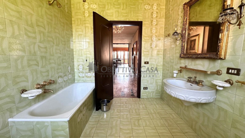 Rif. AT630 - Nel cuore del prestigioso quartiere San Lorenzo di Abano Terme, in una zona residenz...