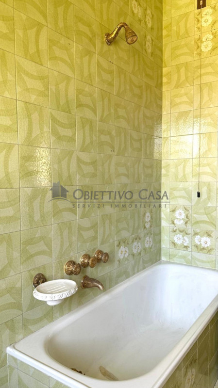 Rif. AT630 - Nel cuore del prestigioso quartiere San Lorenzo di Abano Terme, in una zona residenz...