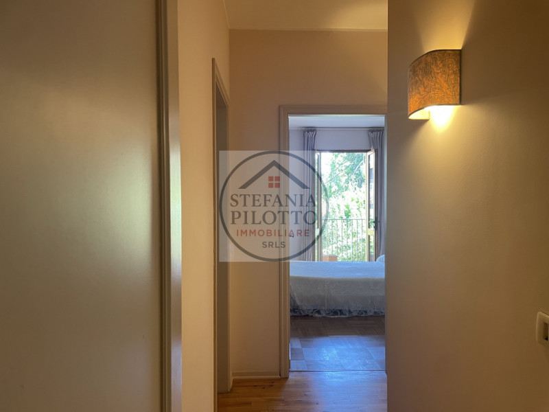 Padova, Santa Sofia- Stefania Pilotto Immobiliare propone in vendita appartamento di 150 mq con g...