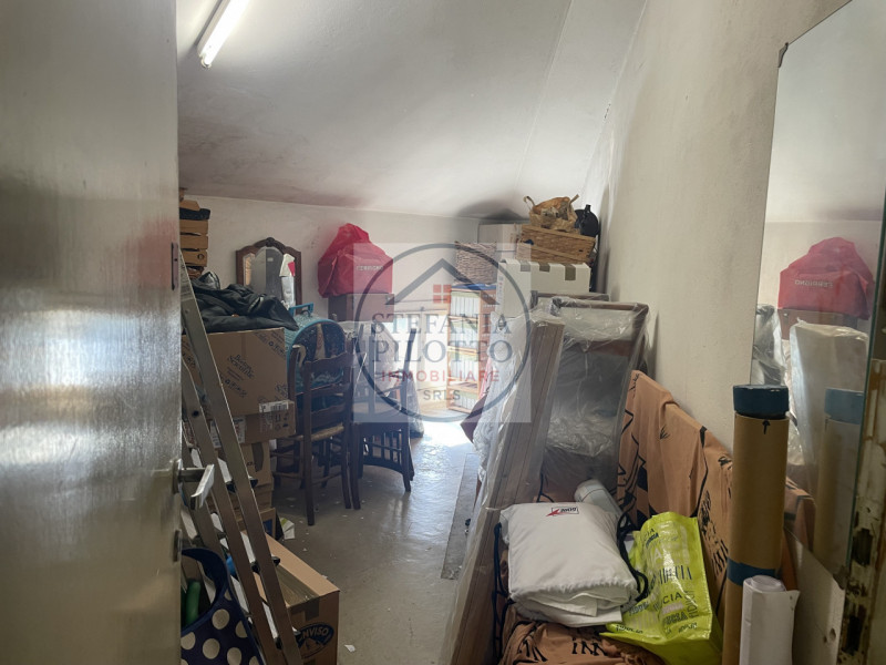 Padova, Santa Sofia- Stefania Pilotto Immobiliare propone in vendita appartamento di 150 mq con g...