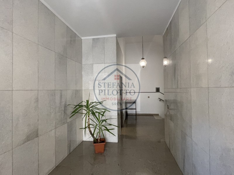 Padova, Santa Sofia- Stefania Pilotto Immobiliare propone in vendita appartamento di 150 mq con g...