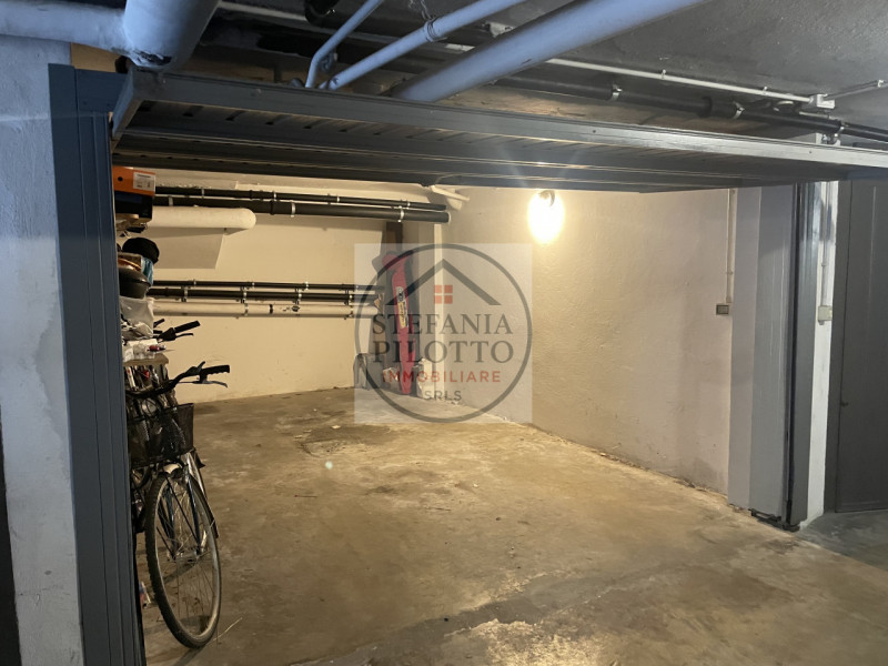 Padova, Santa Sofia- Stefania Pilotto Immobiliare propone in vendita appartamento di 150 mq con g...