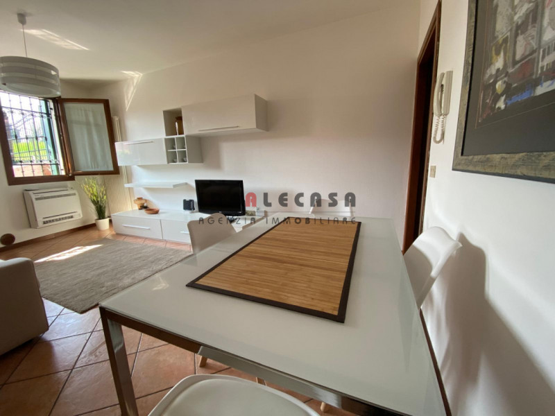 RIF: FR002 PADOVA - CHIESANUOVA Proponiamo in vendita bilocale al piano terra in contesto residen...