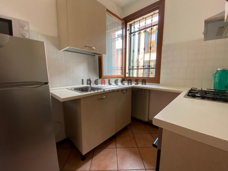 RIF: FR002 PADOVA - CHIESANUOVA Proponiamo in vendita bilocale al piano terra in contesto residen...