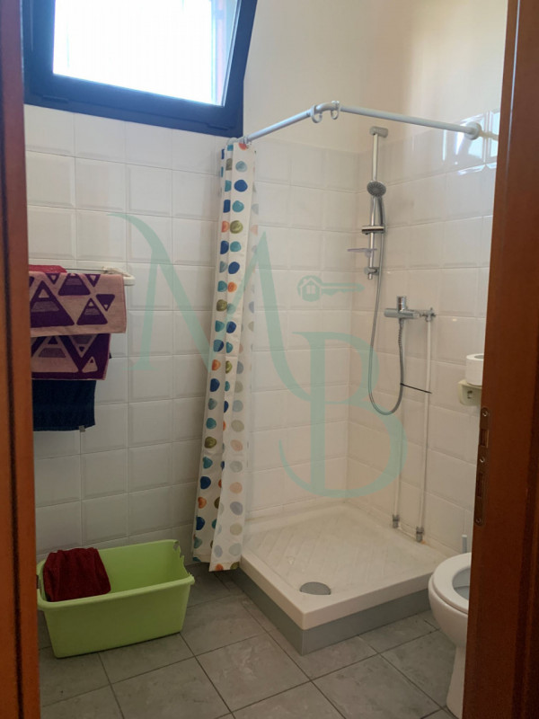 VIGONZA località PERAROLO: Immobiliare MB propone in locazione un immobile commerciale di circa 1...