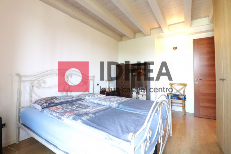 VILLORBA (TREVISO)
RIF:"FRV1"

L'agenzia IDHEA di Villorba propone in vendita un elegante apparta...