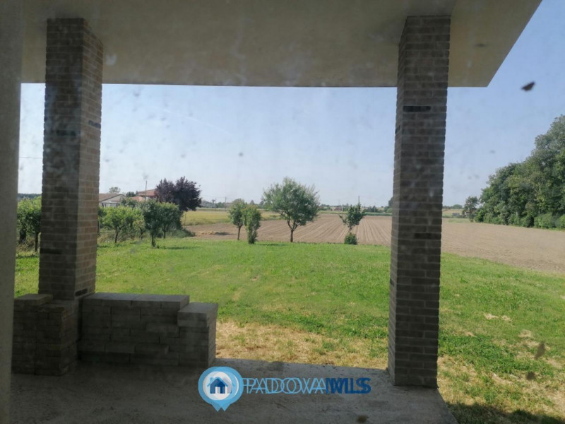 Immobile in esclusiva al Gruppo Padova MLS

CODEVIGO - Loc. ROSARA.

Inserita su lotto di ca. 1.7...