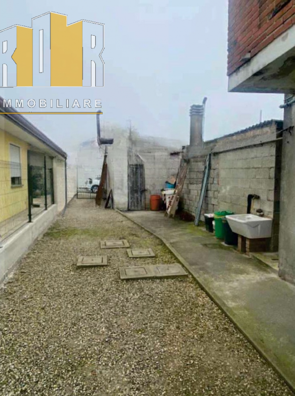 ROR: Immobiliare - Studio di Progettazione - Impresa di Costruzioni
"Una sola azienda, infinite p...