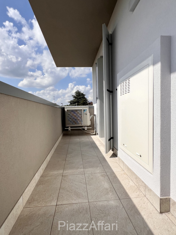 Causa trasferimento lavoro degli attuali proprietari, proponiamo in vendita grazioso appartamento...