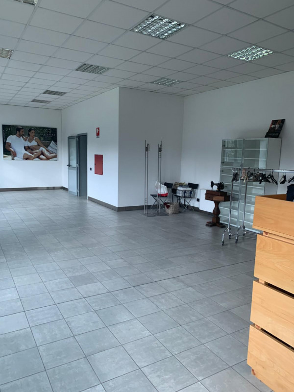 Riferimento per l'Agenzia AC0981 PADOVA Zona Industriale Est. In una delle aree più strategiche d...