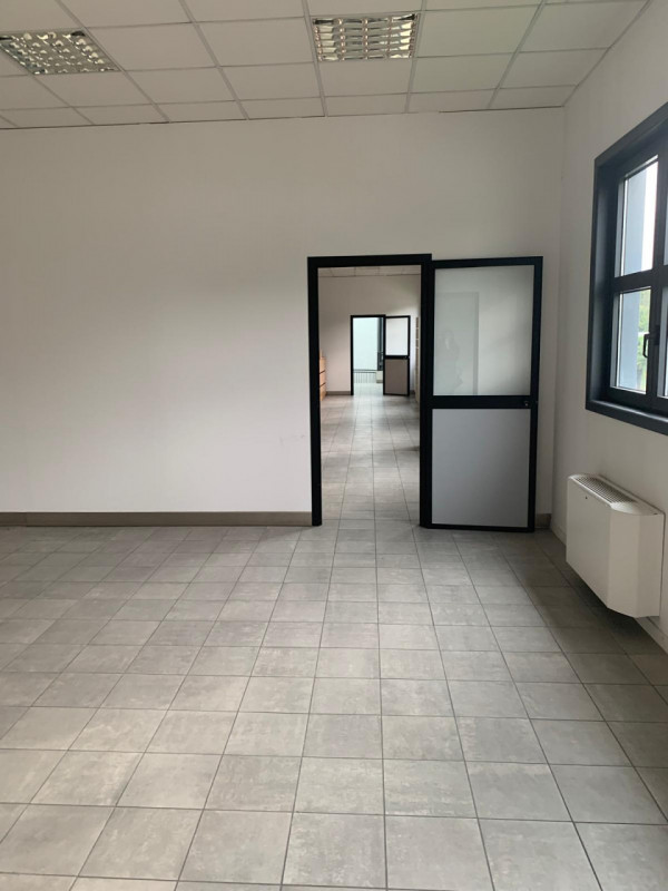 Riferimento per l'Agenzia AC0981 PADOVA Zona Industriale Est. In una delle aree più strategiche d...