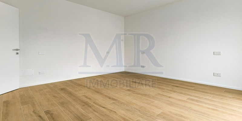 RONCAGLIA - MR195A1 
BIFAMILIARE - CL. ENERG. "A4" - AMPIO GIARDINO

Ben posizionata, vicina a tu...