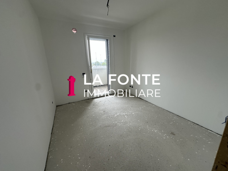 DOLO/ RIVIERA DEL BRENTA a soli 800 metri dal centro. APPARTAMENTO a SUD-EST moderno e spazioso i...