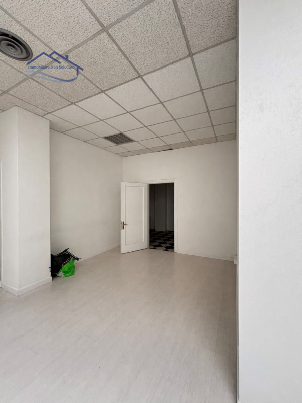 PADOVA UNO - si propone in ottimo contesto di rappresentanza e comodo alla tangenziale, e al case...