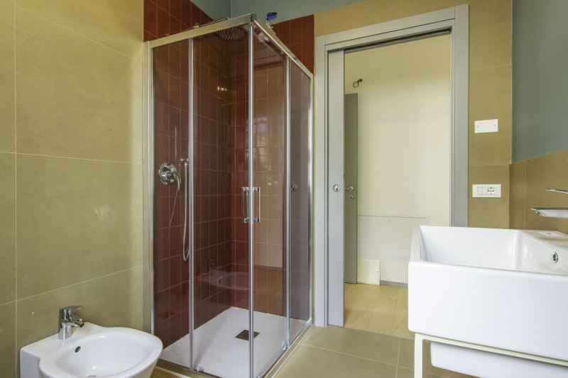 Nuova porzione di bifamiliare in orizzontale, sita al piano terra con ingresso indipendente. 
L’i...