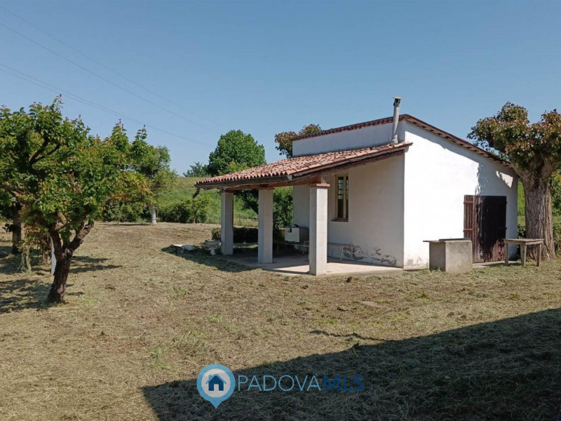 Immobile in esclusiva al Gruppo Padova MLS

Se stai cercando un angolo di pace immerso nel verde,...