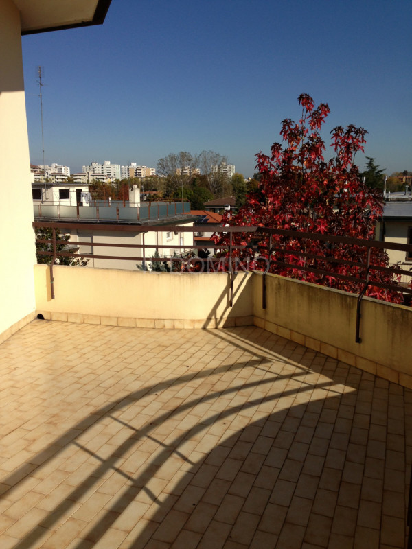 Padova Affitto Appartamento più di 5 locali