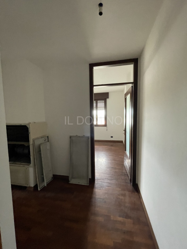 In zona Sacra Famiglia - Basso Isonzo, libero da subito ampio appartamento - Attico, posto al 5° ...