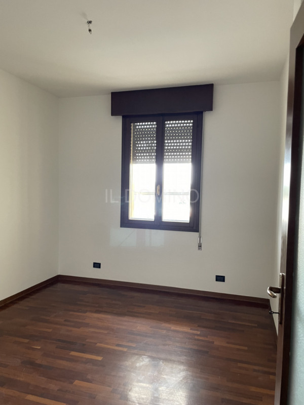 In zona Sacra Famiglia - Basso Isonzo, libero da subito ampio appartamento - Attico, posto al 5° ...